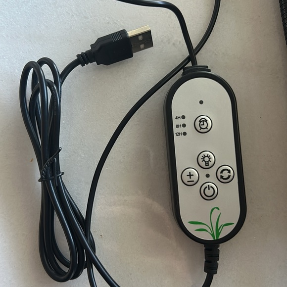 SET OF 2 Grow Lights 15W LED with Timer Auto On/Off 4/8/12H for Indoor Plants - Picture 2 of 5